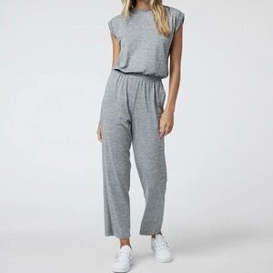 Vuori Short Sleeve Lux Crew Jumpsuit Mallorca Heather Size XS